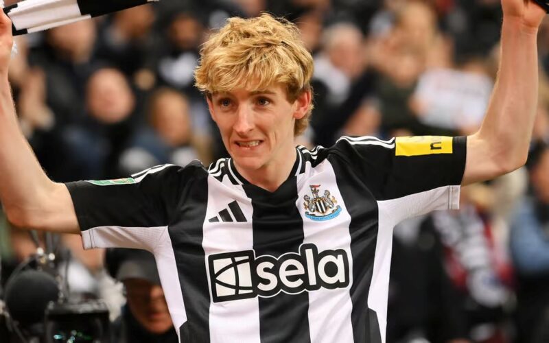 Anthony Gordon: Arsenal, Chelsea, dan Liverpool Incar Pemain Sayap Inggris menjelang Musim Transfer