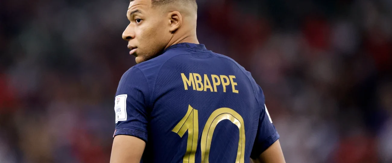 Kylian Mbappe Superstar Prancis temp