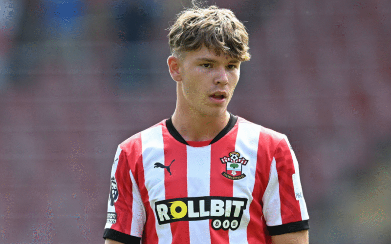 Tyler Dibling, Liverpool dan Chelsea Bersaing untuk Gelandang Muda Berbakat