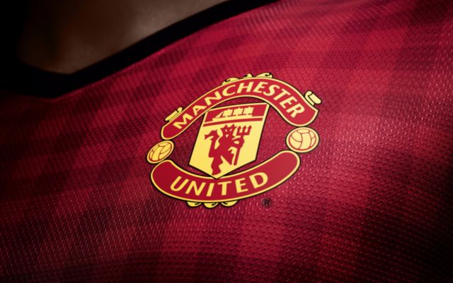 Manchester United Tahan Penjaga Gawang Teratas